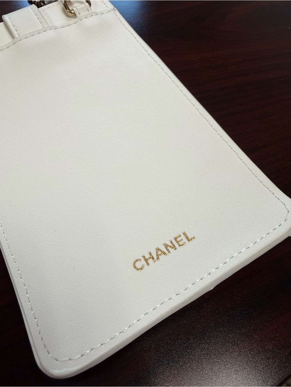 CHANEL White Coco Crush Quilted Crossbody Phone Bag with Gold Chain - Picture 6 of 12